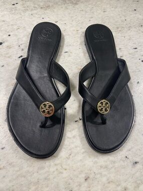 Tory Burch Benton Leather Thong Flat Sandals Size 10
